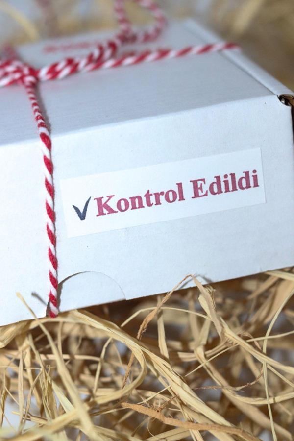 Butiksosyetik Kontrol Edildi Yapışkanlı Sticker Etiket 100 Adet - Image 1