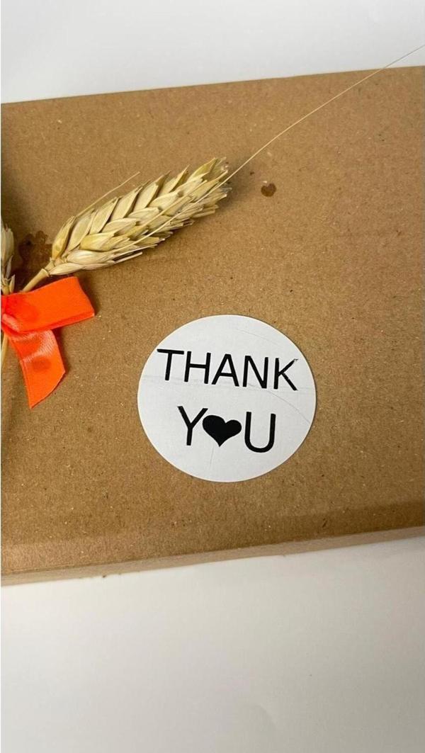 Butiksosyetik Thank You Kalpli Siyah Yazılı Beyaz Yuvarlak Yapışkanlı Etiket 5 x 5 cm 100 Adet - Image 1