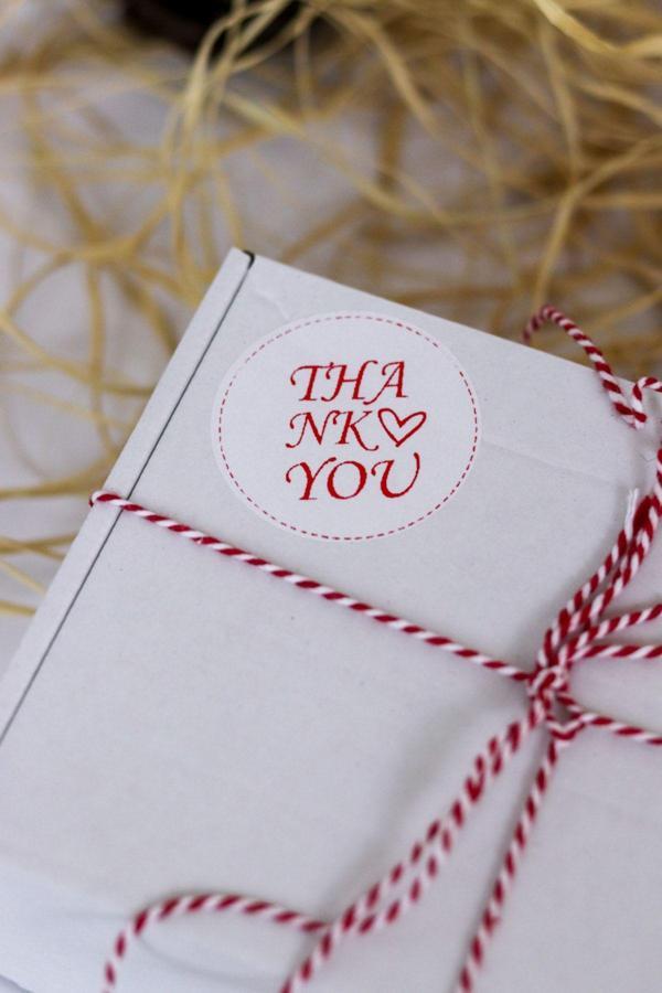 Butiksosyetik Thank You Yazılı Oval Beyaz 50 Mm Yuvarlak Yapışkanlı Sticker Etiket 100 Adet - Image 1