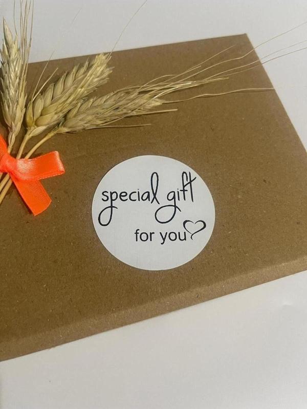 Butiksosyetik Special Gift For You Kalpli Siyah Yazılı Yuvarlak Yapışkanlı Etiket 3 x 3 cm 150 Adet - Image 1