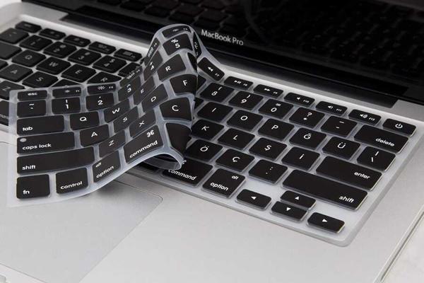 Apple Macbook 14.2' 2021 A2442 Zore Klavye Koruyucu Silikon Ped - Image 1