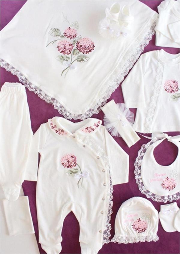 Mor Çiçek Nakışlı Dantel Süslü Lüx Hastane Çıkış Seti HS161 - Image 1