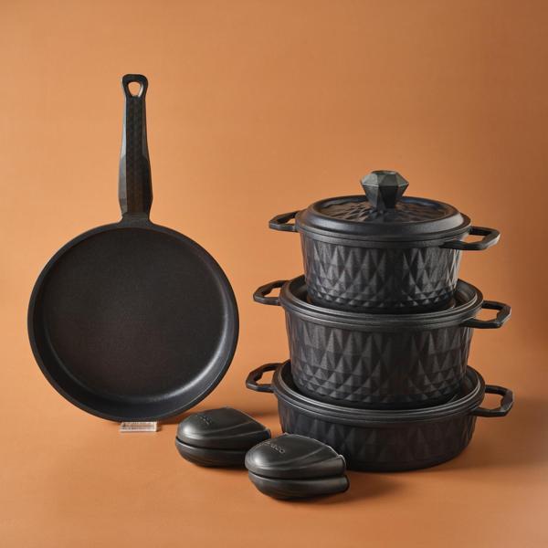 Karaca Biodiamond Döküm 7 Parça Fırın Eldiveni Hediyeli Tencere Seti - Image 1