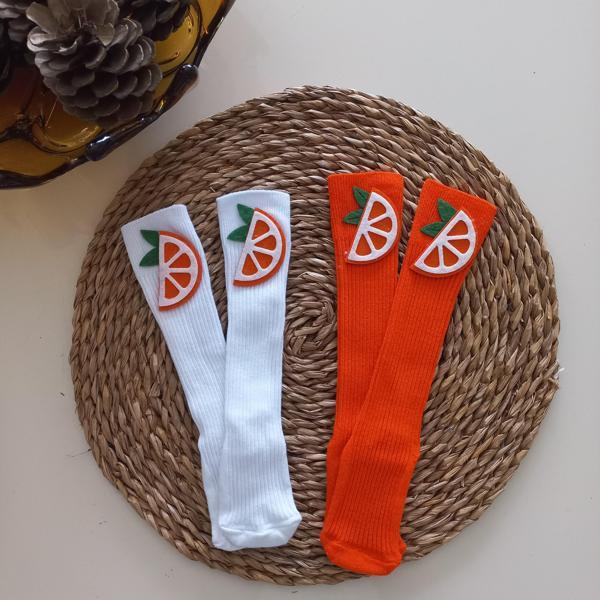 MARS BABY Kız Bebek Beyaz Turuncu Portakal Keçe Figürlü Dizaltı Çorap - Image 1