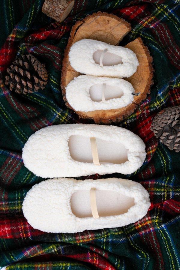 Suni Yünlü Peluş Ekru Anne Terlik ve Bebek Panduf (Terlik ve panduf ayrı satılmaktadır.) - Image 1