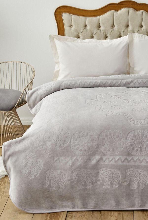 Karaca Home Elephant Açık Gri Çift Kişilik Soft Embosy Battaniye - Image 1