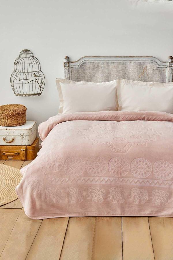 Karaca Home Elephant Pudra Çift Kişilik Soft Embosy Battaniye - Image 1