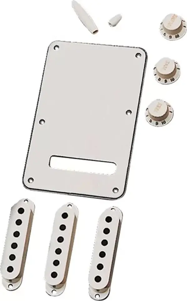 Fender Stratocaster Aged White Manyetik Kapağı Aksesuar Kiti - Image 1