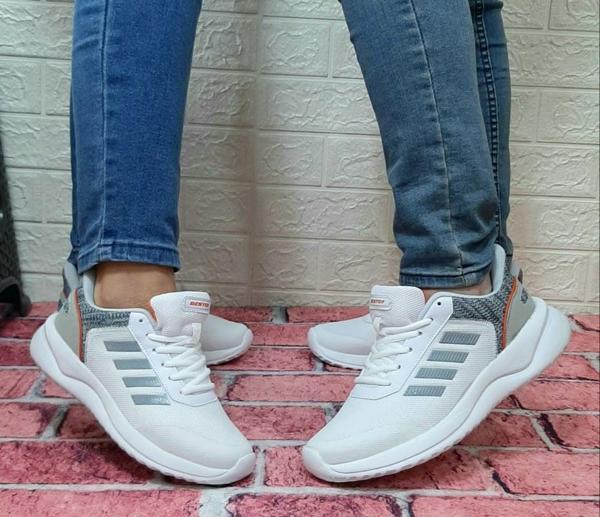 Bestof 100 Beyaz-gri Hafif Rahat Fuspetli Yürüyüş Koşu Spor Ayakkabı - Image 1