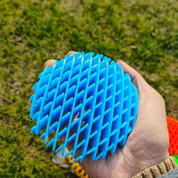 YENİ NESİL MAVİ SOLUCAN STRES OYUNCAĞI TOP ANAHTARLIKLI MODEL 2 ÖZELLİKLİ VIP NEW BLUE FIDGET WORM - Image 1