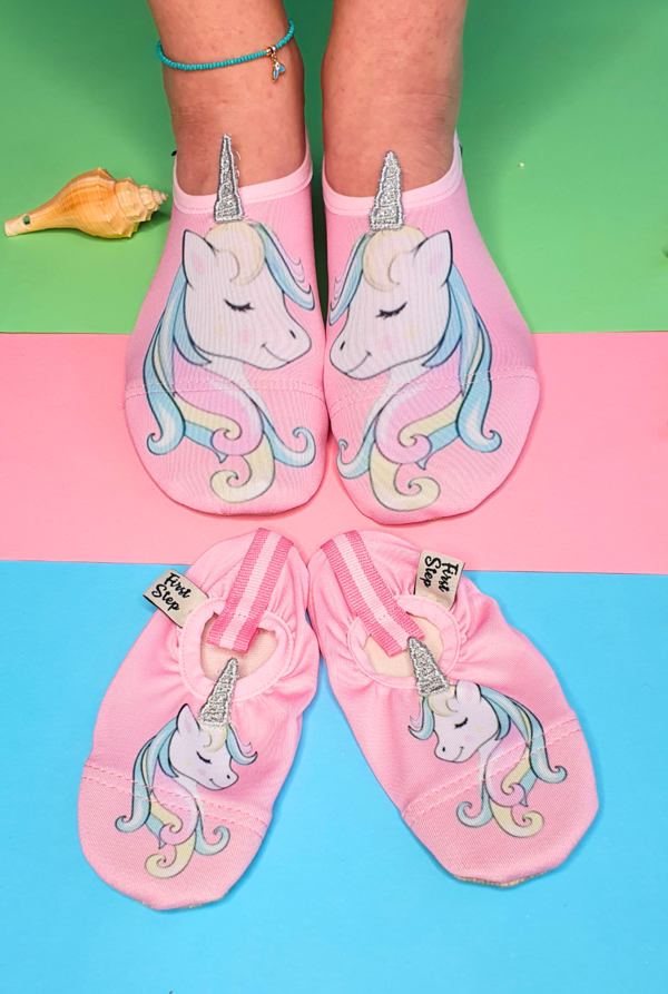 Pembe 3 Boyutlu Unicorn Anne Kız Kombinlenebilir Havuz Patiği (Ayrı ayrı satılmaktadır)-F-9012 - Image 1