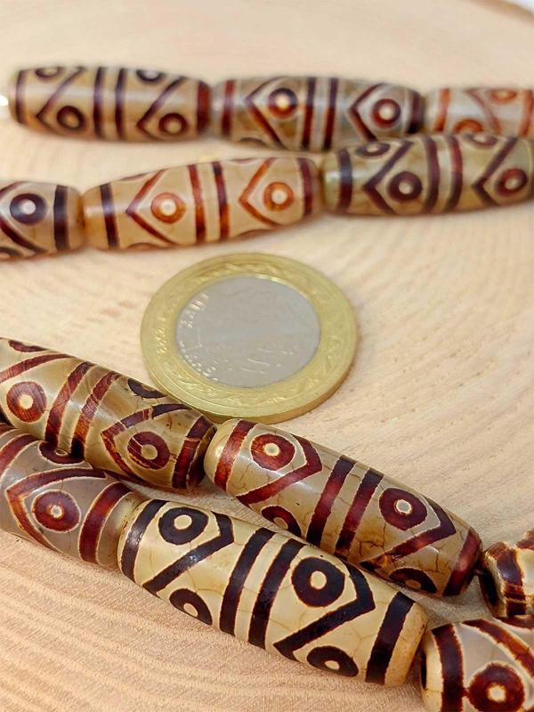 8 Göz Tibet Akik Taşı Silindir Kesim 10x30mm/adet (45806-1) - Image 1