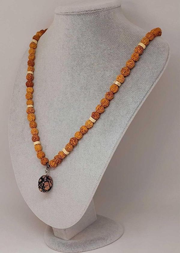 Rodonit Taşlı Rudraksha Tohum Kolye Dolama Bileklik 8mm (49708) - Image 1