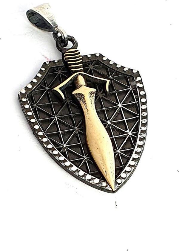 Kılıç Kalkan Figürlü 925 Ayar Gümüş Tasarım Kolye Ucu - Image 1