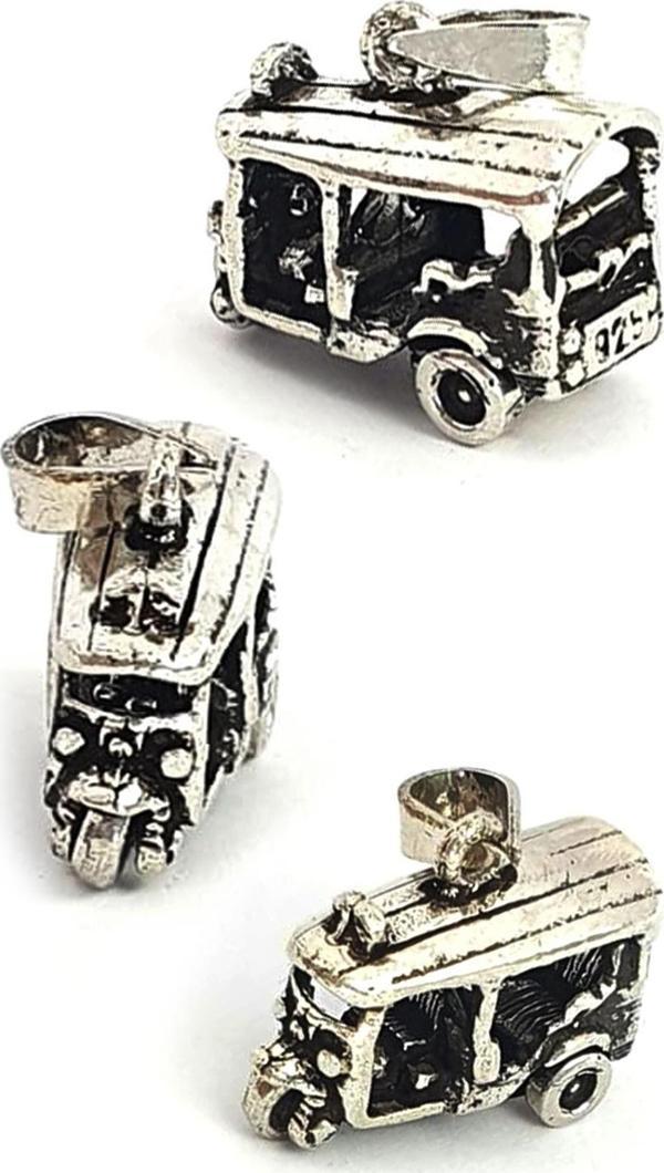 Minimal Tekerlekleri Hareketli Minibüs Kolye Ucu 2X1 Cm - Image 1