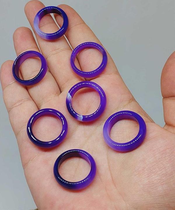Akik Taşı Yüzük Mor Alacalı 6mm Kalınlığında -Standart Ölçü - 51486 - Image 1