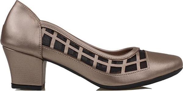 Trend Adımlar Gold Özel Üretim Kadın Parlak Desen Klasik Ayakkabı - Image 1