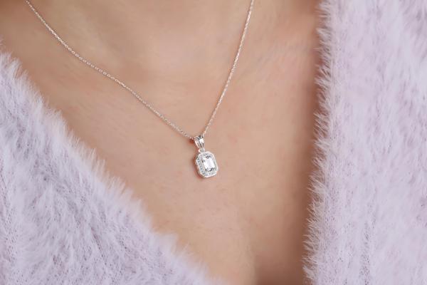 Glorria Gümüş Baget Taşlı Kolye - Image 1