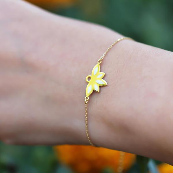 Glorria Gümüş Sedefli Lotus Bileklik - Image 1