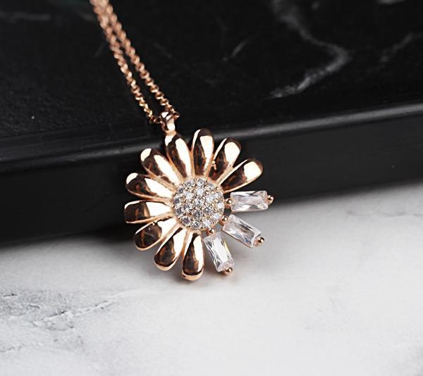 Glorria Gümüş Papatya Kolye - Image 1