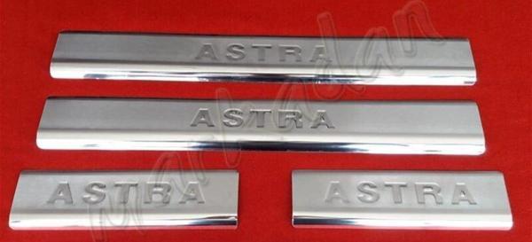 Markadan Opel Astra H Krom Kapı Eşiği 2004-2013 4 Parça Paslanmaz Çelik - Image 1