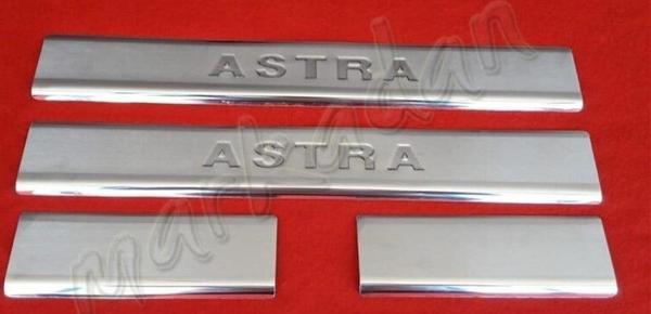 Markadan Opel Astra J Krom Kapı Eşiği 2009-2016 4 Parça Paslanmaz Çelik - Image 1