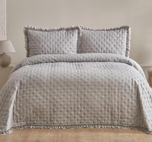 Karaca Home Viona Gri Çift Kişilik Yatak Örtüsü Takımı - Image 1