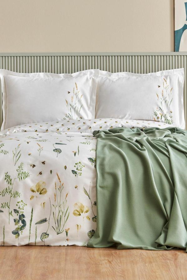 Karaca Home Herbal %100 Pamuk Çift Kişilik Nevresim Pike Set Beyaz - Image 1