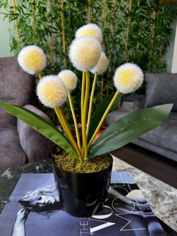 Netten Evime Yapay Çiçek Sarı Pompon Siyah Saksıda Dekoratif Yapay Çiçek 30*20 cm - Image 1