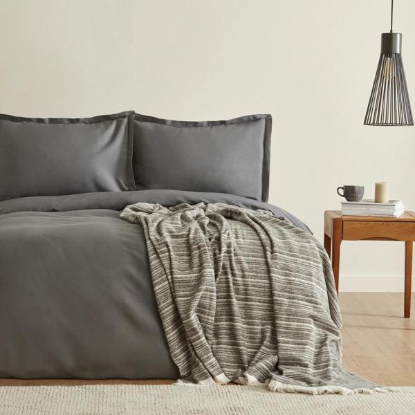 Karaca Home Weena Çift Kişilik Krep Nevresim Jakar Pike Takımı Gri - Image 1