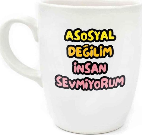 Asosyal Değilim İnsan Sevmiyorum Krem Oval Kupa - Hediye Seramik Kupa - Image 1