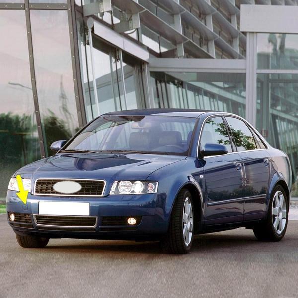 Audi A4 2001-2004 Ön Tampon Sağ Far Yıkama Kapağı 8E0955276D - Image 1