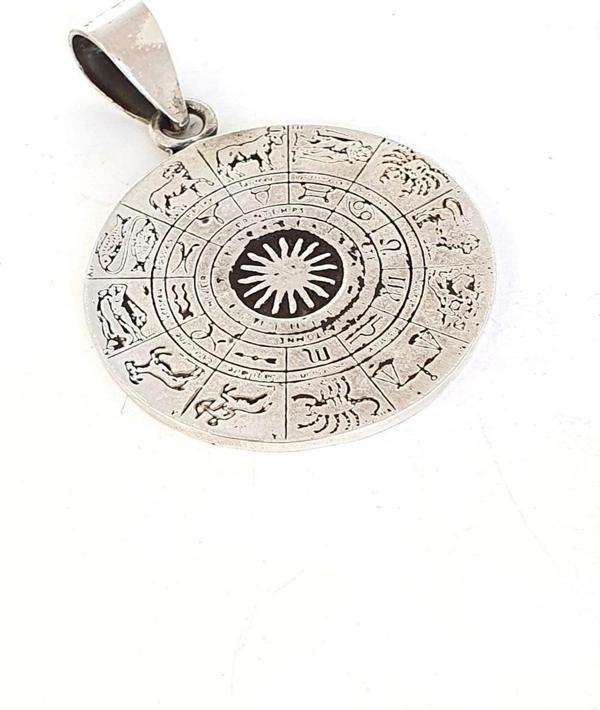 925Ayar Gümüş Tasarım Burçlar Astroloji Madalyon Kolye Ucu - Image 1