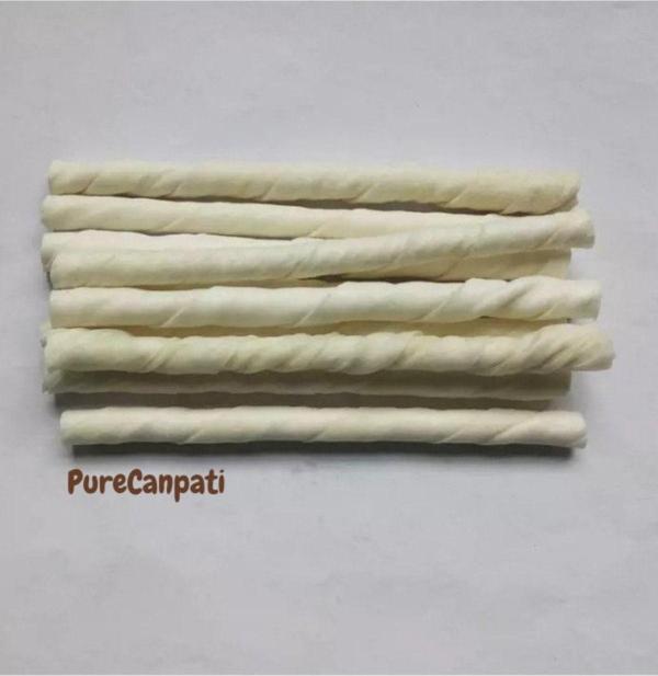 PureCanpati Doğal Sütlü Beyaz Burgu Çubuk 12cm 20'li Paket Tüm Irk Ve Boydaki Köpekler Için 100gr - Image 1