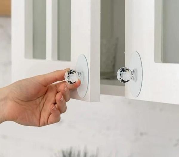 Çok Amaçlı Yapışkan Kristal Tutacak Kulp 4 Adet - Image 1
