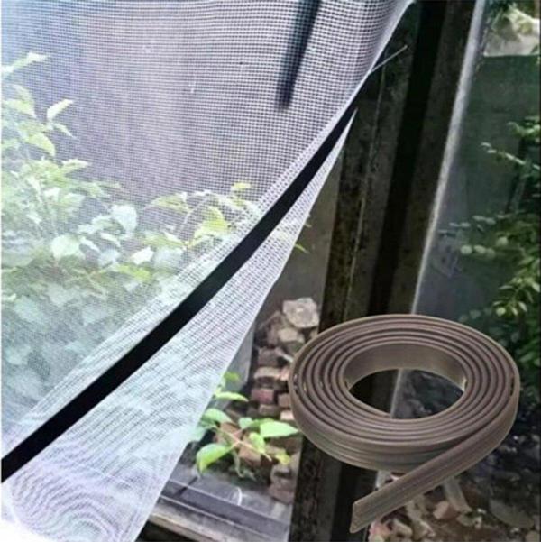 Contacall Yapışkanlı Şerit Mıknatıs Magnet 5Metre  Kes Kullan  Siyah Genişlik 9 mm Kalınlık 1,8 mm - Image 1