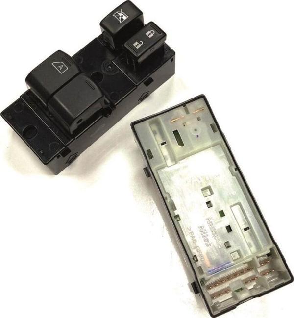 Itaqi Nissan Micra K13 Ön Sol Çiftli Cam Açma Kapama Düğmesi 2009-2013 - Image 1