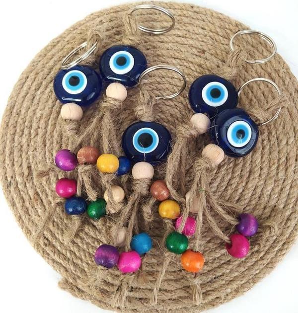 Nazar Boncuk Anahtarlık 5 Adet Kötü Göz Kovucu Nazar Hand Made Hasır Renkli Ahşap Boncuklu Nazarlı Anahtarlık - Image 1