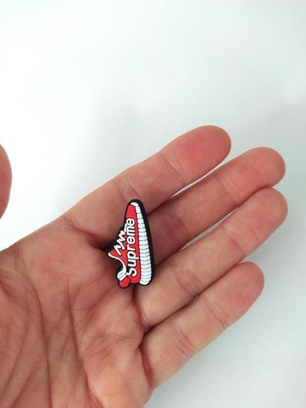 Terlik Ayakkabı Sandalet Tokası 1 Adet Silikon Kız Erkek Aksesuar Hediye   - Image 1