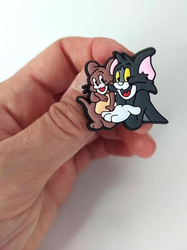 Terlik Ayakkabı Sandalet Tokası Tom Ve Jerry 1 Adet Silikon Kız Erkek Aksesuar Hediye   - Image 1