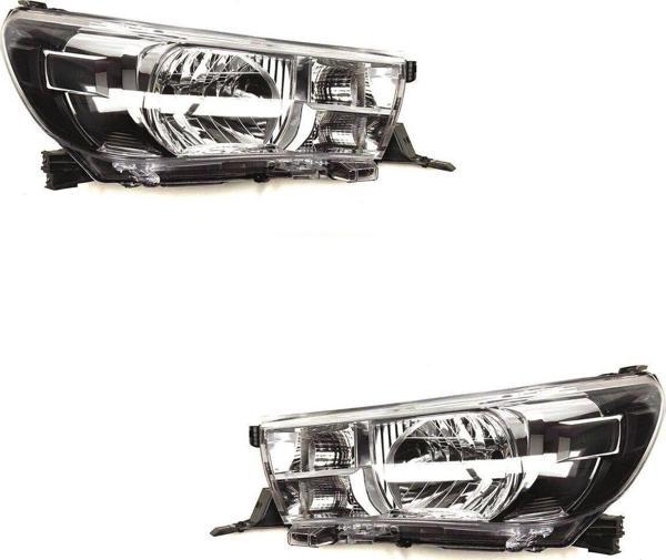 NS Nilser Auto Parts Nilser Toyota Hılux Revo Sağ Sol Far Set Motorlu Ledsiz 2016-2021 - Image 1