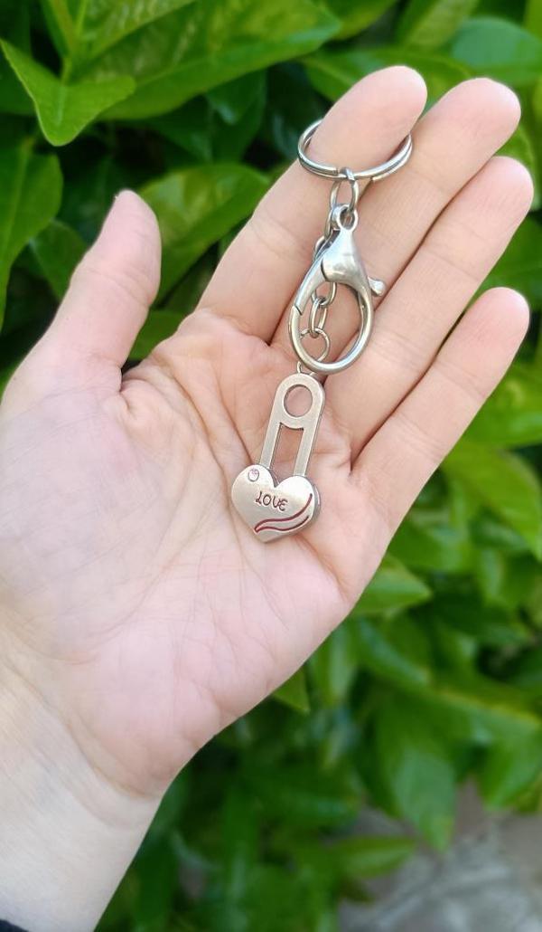 Anahtarlık Kalp Love Yazılı Metal Anahtarlık Çanta Araba Cüzdan Süsü - Image 1