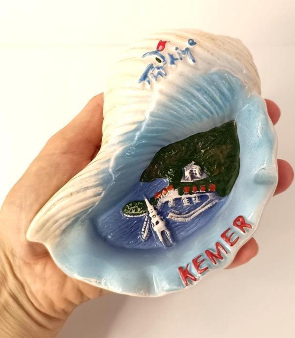 Küllük Kül Tablası Seramik İstiridye Deniz Kabuğu Türkiye Kemer Yazılı  - Image 1