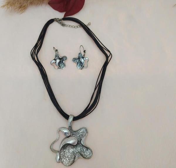 Hdmarketim Otantik Osmanlı Temalı Doküm Kauçuk Küpeli Kolye - Image 1