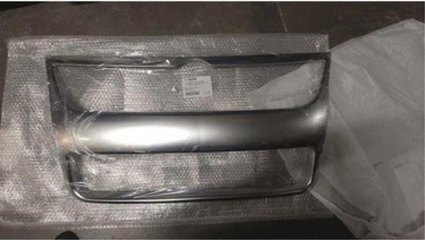 NS Nilser Auto Parts Vw Touareg Panjur Nıkelajı Incı Kromu 2007-2010 - Image 1