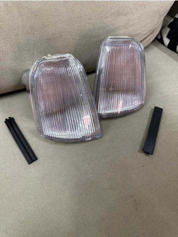 NS Nilser Auto Parts Renault R19 Sınyal Lambası Sağ Sol Set - Image 1