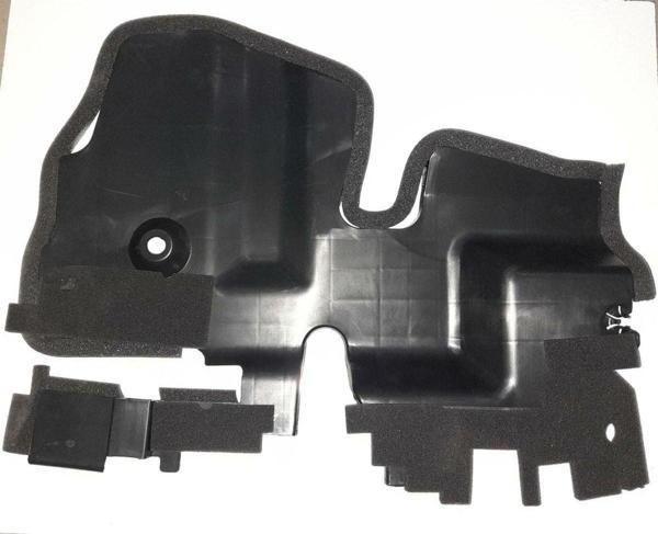 NS Nilser Auto Parts Nissan Navara Radyatör Bakalit Yan Sağ 2015-2019 - Image 1