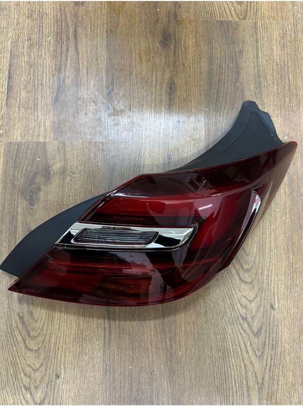 NS Nilser Auto Parts Opel İnsignia Stop Lambası Dış Sağ 2013-2017 - Image 1