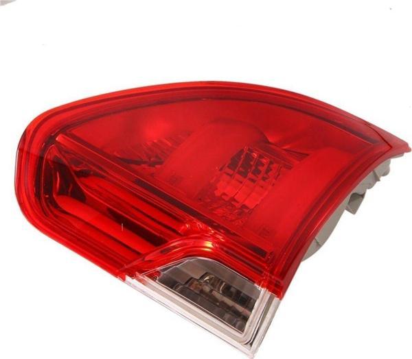 NS Nilser Auto Parts Peugeot 2008 İç Sağ Stop Lambası 2013-2016 - Image 1