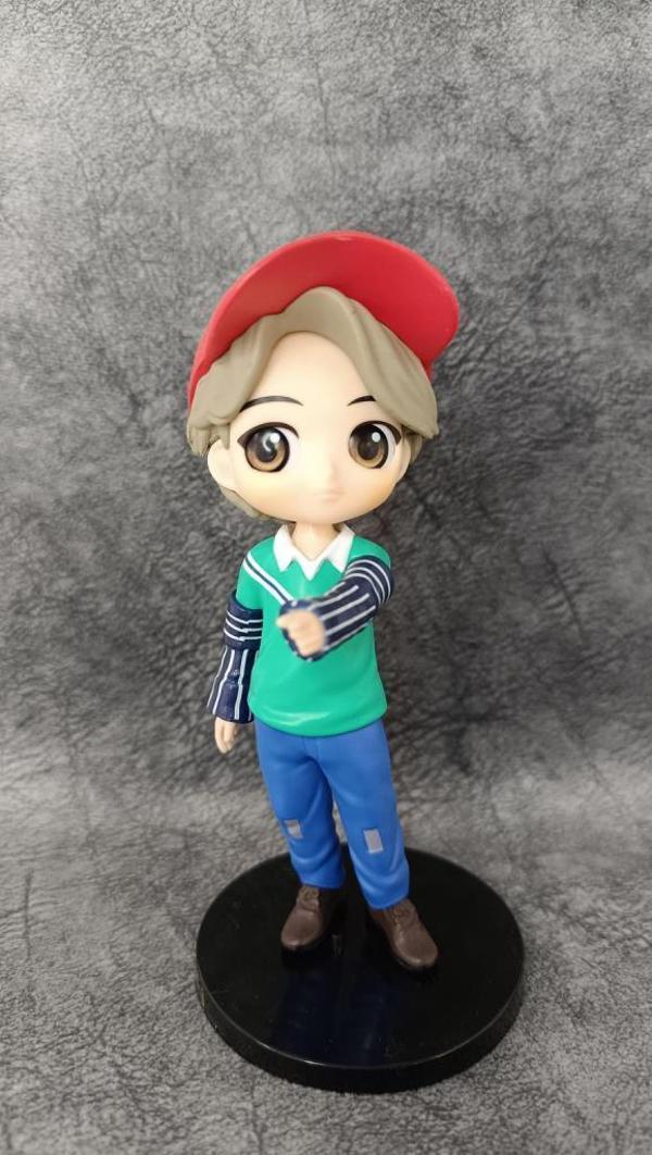 Bts Bangtan Boys 15cm Karakter Figür Oyuncak Biblo 15082 - Image 1